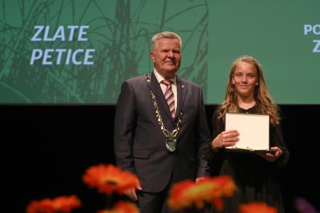 ZLATE PETICE 70 FOTO LJUBO VUKELIČ